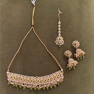 Olive Green Indian Kundan Choker Set with Choker, Earrings and Maang Tikka